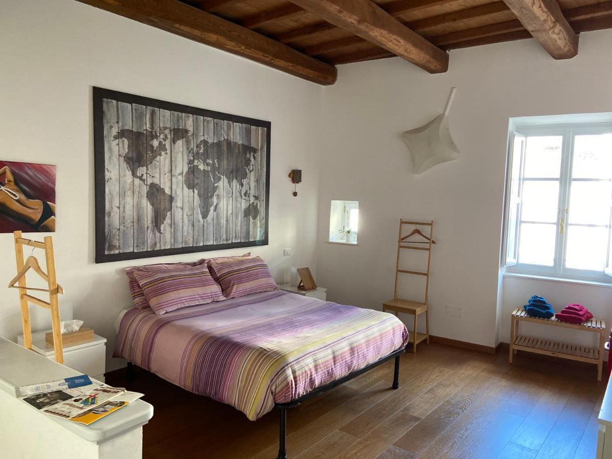 Bed and Breakfast Palazzo Pica Alfieri Centro Storico Л'Акуила Экстерьер фото